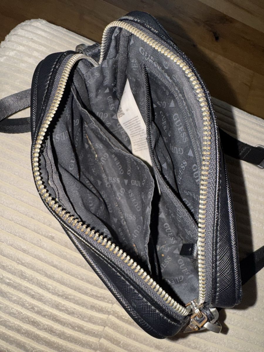 Guess Taschen für Damen: Guess Tasche  – Gebraucht aus Laupen BE von WinterSnow 1