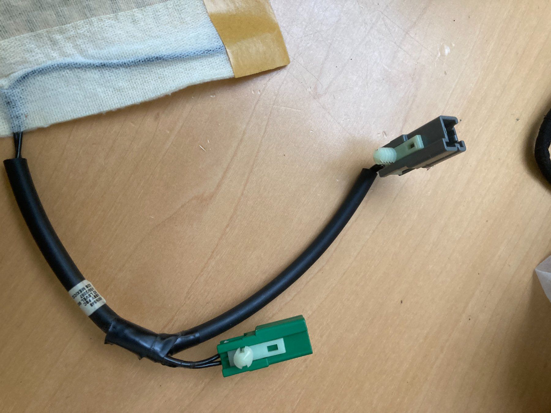 Jeep Tutti pezzi di ricambio auto: Sitzheizung Jeep Compass Mopar 04610076AA – Nuovo e nell'imballaggio originale da Cham venduto da WB2223 2