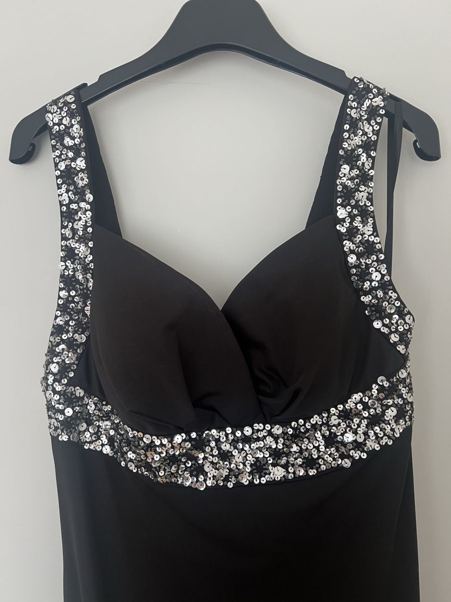Vestiti: Elegantes Abendkleid von Laura Scott – Usato da Zürich venduto da sabri810 2