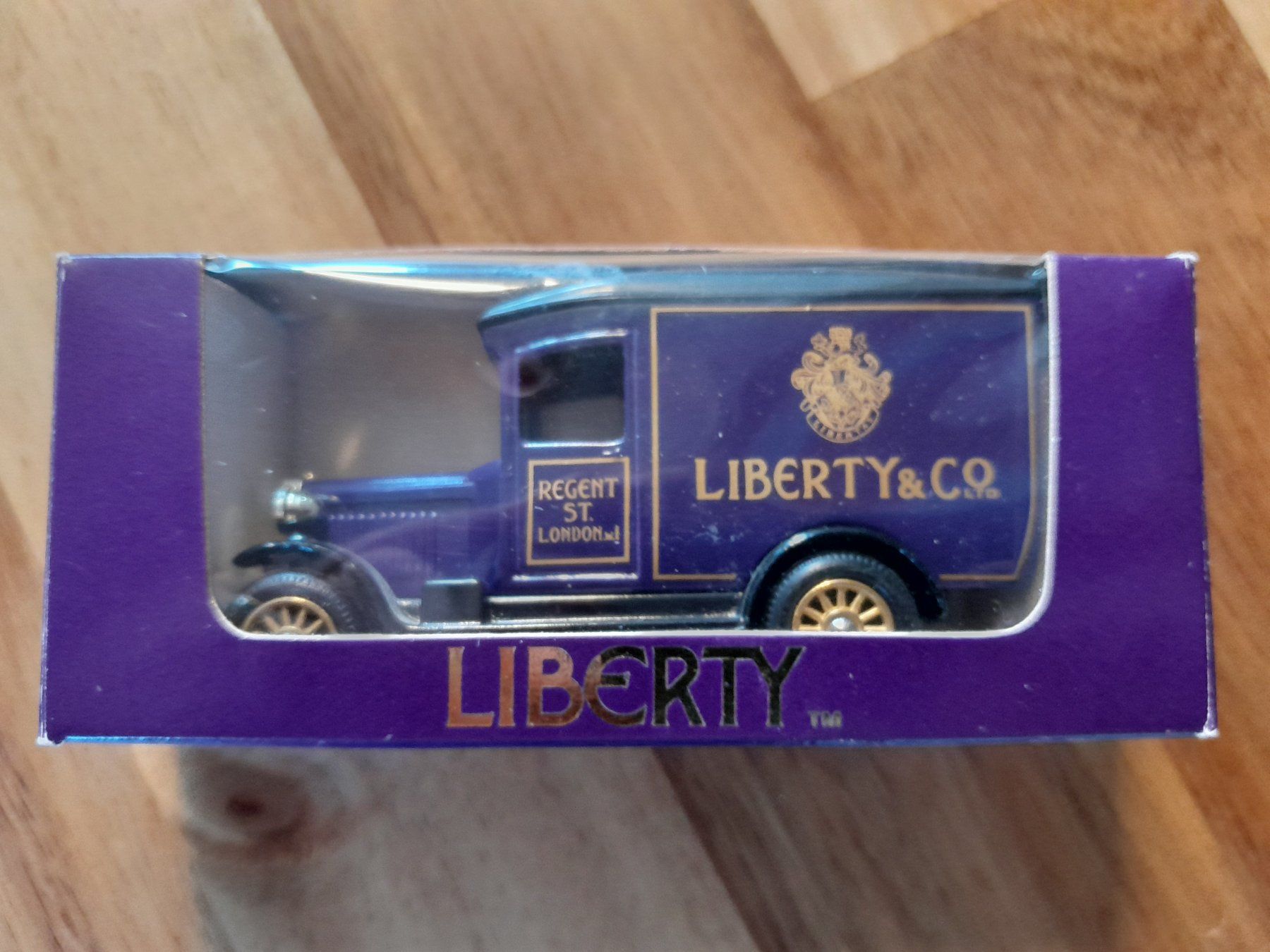 Chevrolet Modellini d'auto: Liberty & co (Violet) – Usato da Sullens venduto da DPerrin