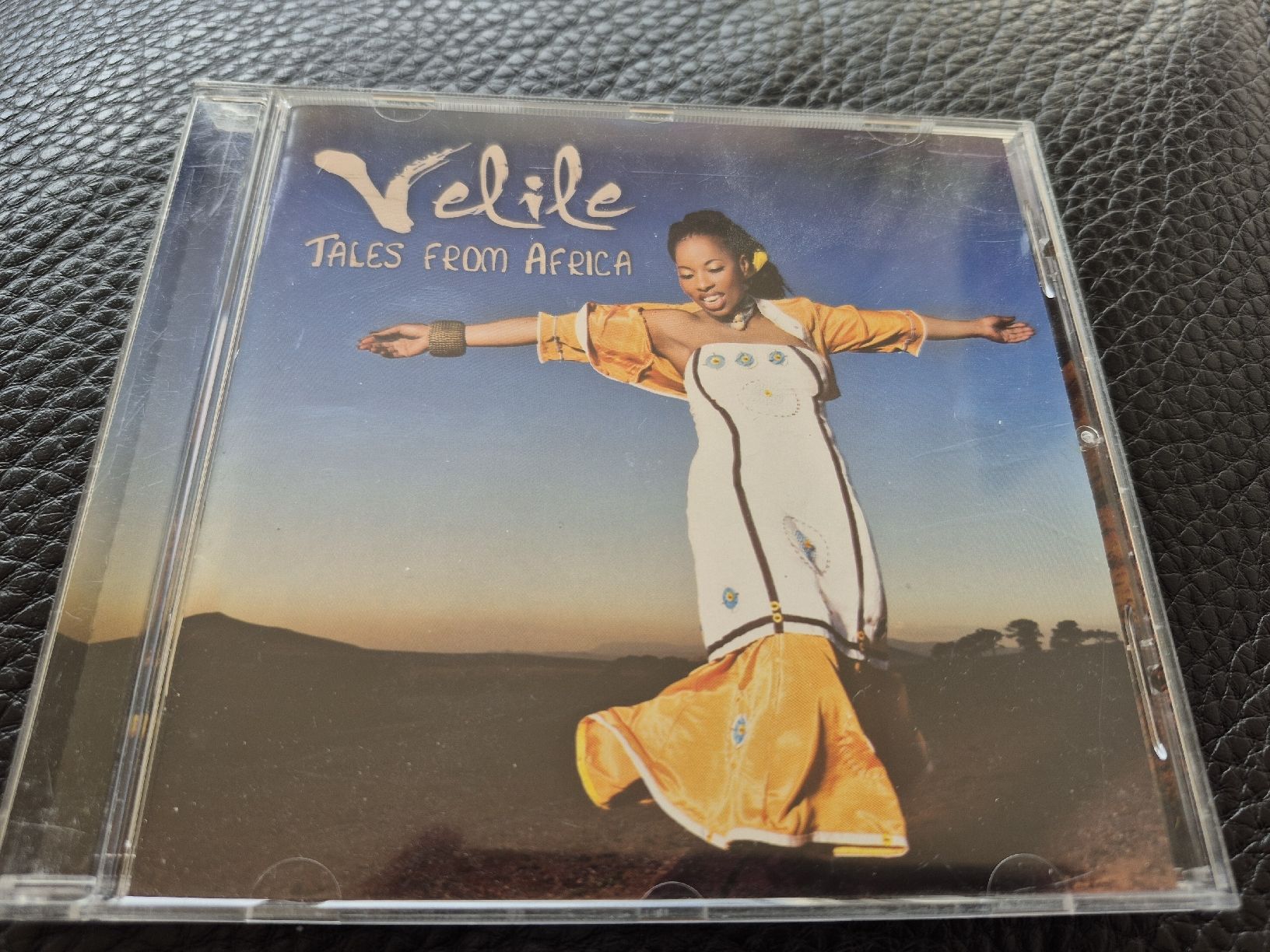CDs: Velile - Tales from Africa – Gebraucht aus Bern von Roibusch