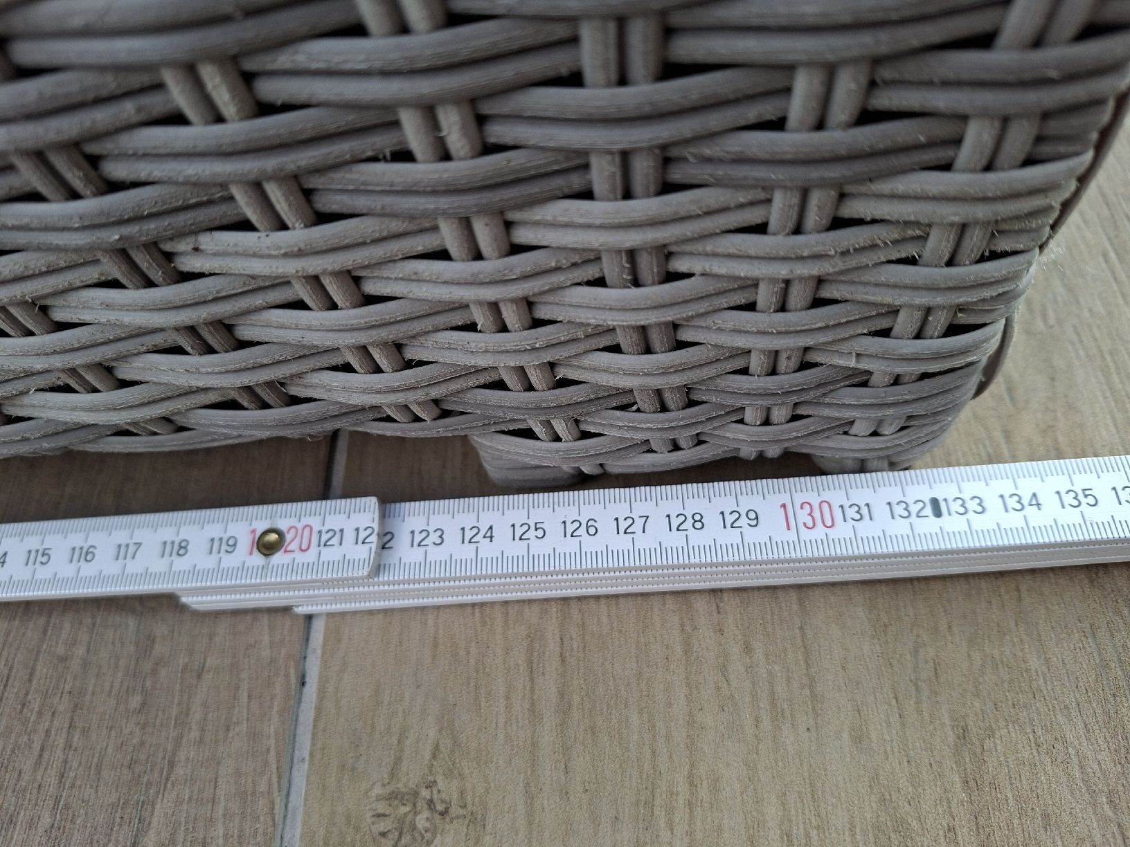 Chaises longues: Rattanliege mit Dach – D'occasion à Büsserach par Grenzstein 8