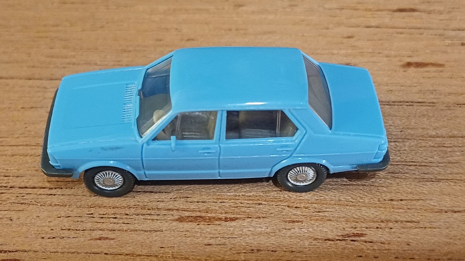 Wiking Modellini d'auto: VW Jetta von Wiking – Nuovo (secondo la descrizione) da Uznach venduto da Katinka83 8