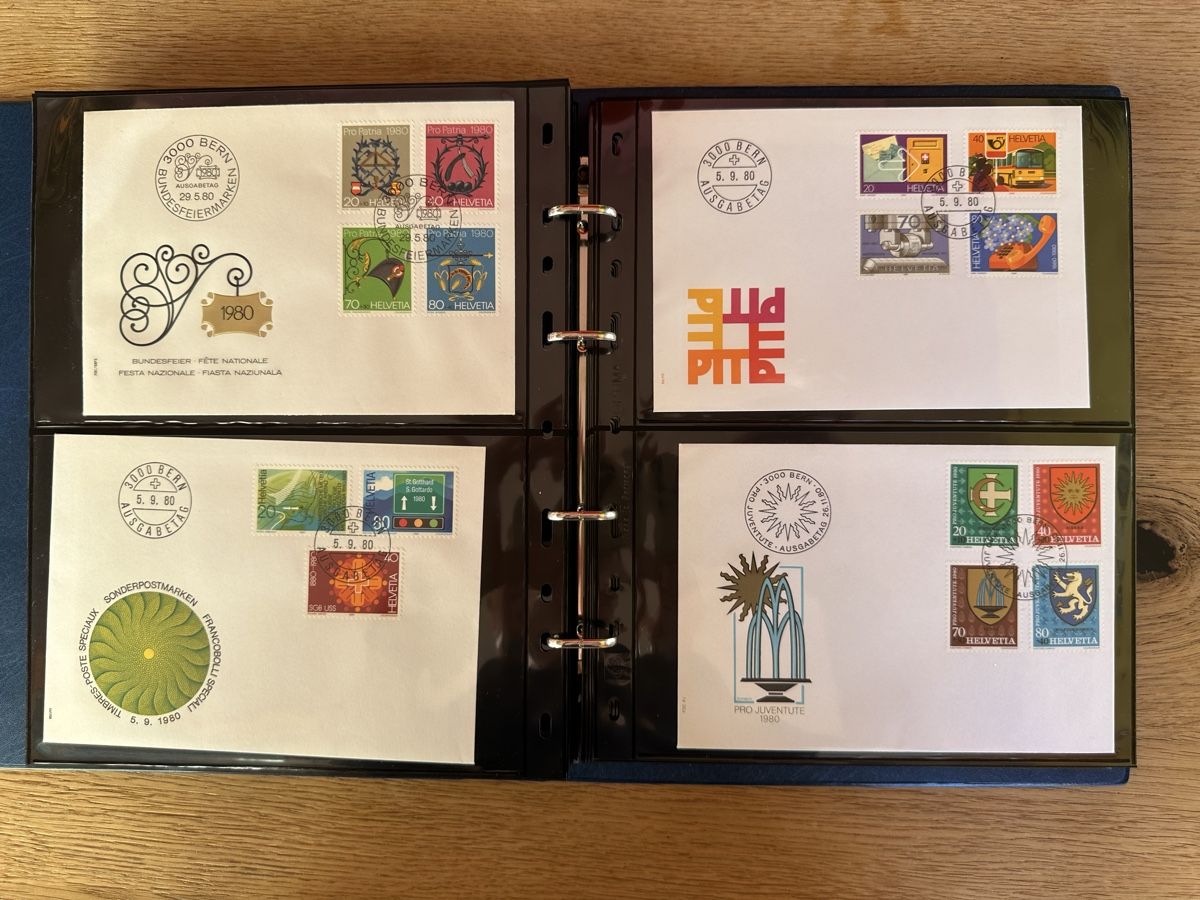 Tutti i francobolli: Schweiz - FDC, Sonderbriefe im Ringbinder – Usato da Schmitten / FR venduto da Samsara169 7