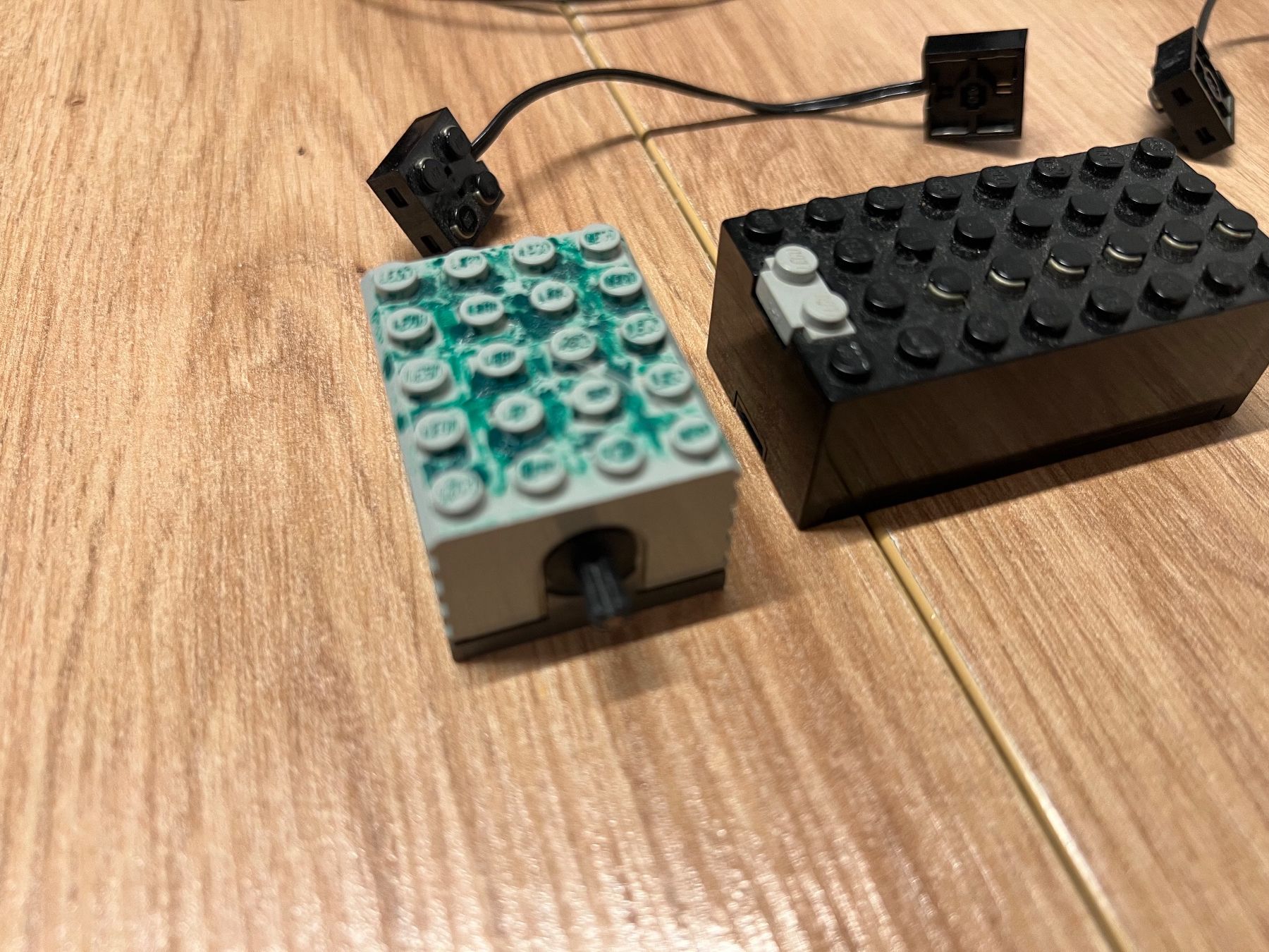 Lego Giocattoli: LEGO Technik Teile, Kabel, Batterie box – Usato da Steffisburg venduto da Mamschi 1