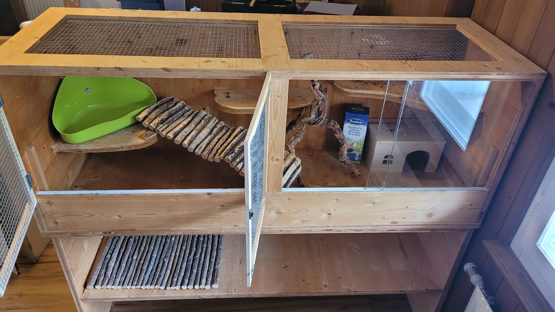 Gabbie, trasporto & Sicurezza: Nagetierkäfig aus Holz – Usato da Jens venduto da Apfelstrudl 3