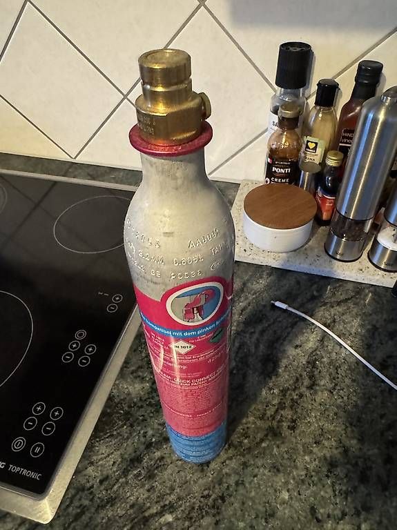 Elettrodomestici da cucina: SodaStream Quick Connect CO-Zylinder  voll – Usato da Kreuzlingen venduto da kev_595t