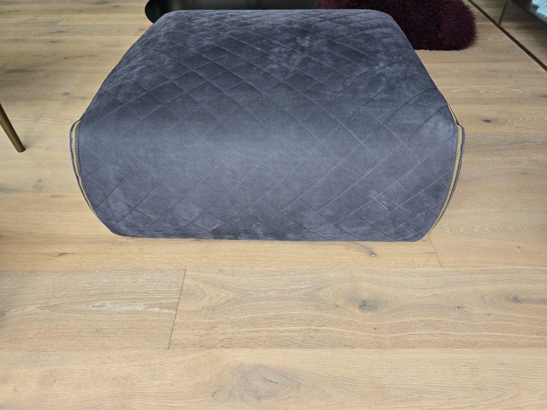 Minotti Sgabelli: Minotti  Ashley Pouf, von Rodolfo Dordoni – Nuovo (secondo la descrizione) da Bottighofen venduto da rjh_zh2x 1