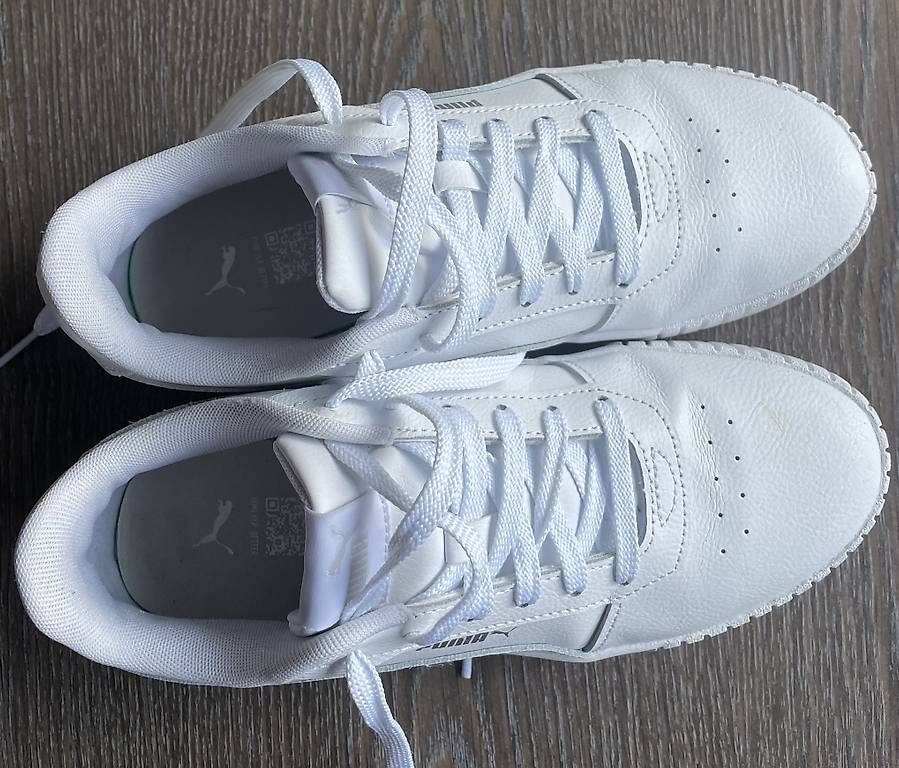 Scarpe da donna: Puma Sneaker Weiss Grösse 39 – Usato da Birr venduto da hjulia8888