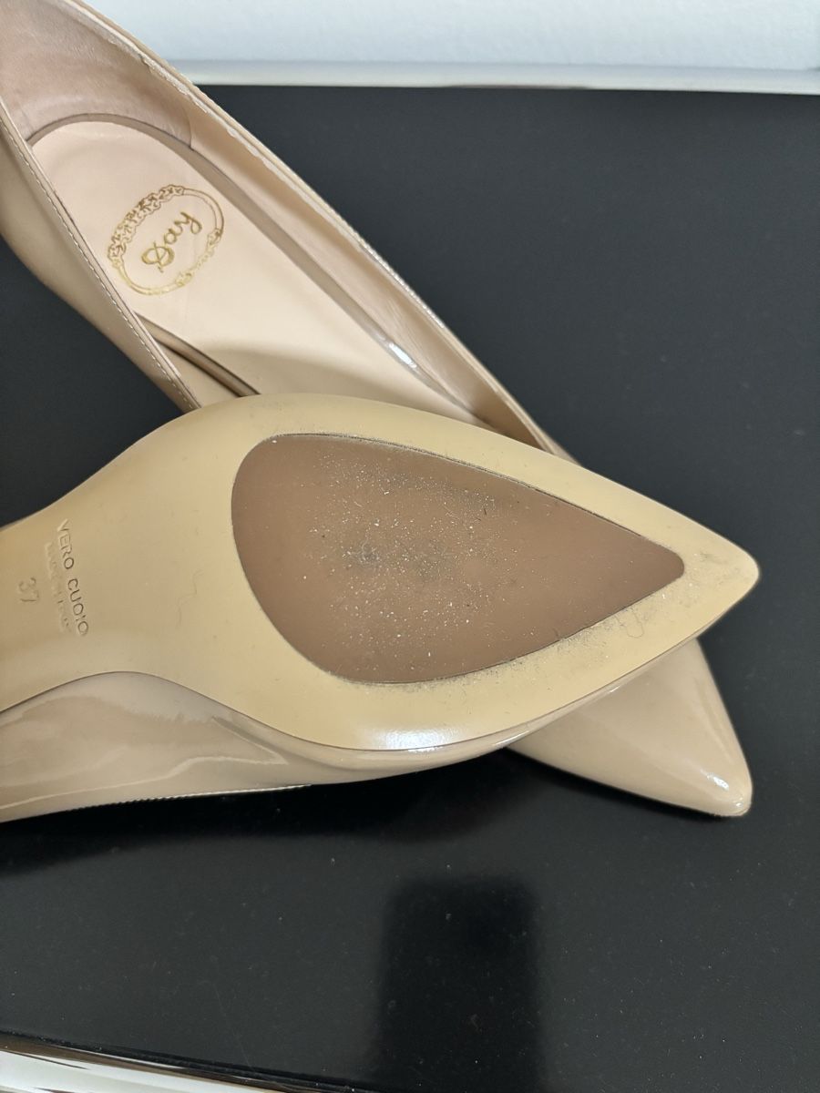 Chaussures femmes: Day Lackpumps neutral  – Neuf (Voir description) à St. Gallen par always-a-good-buy 1