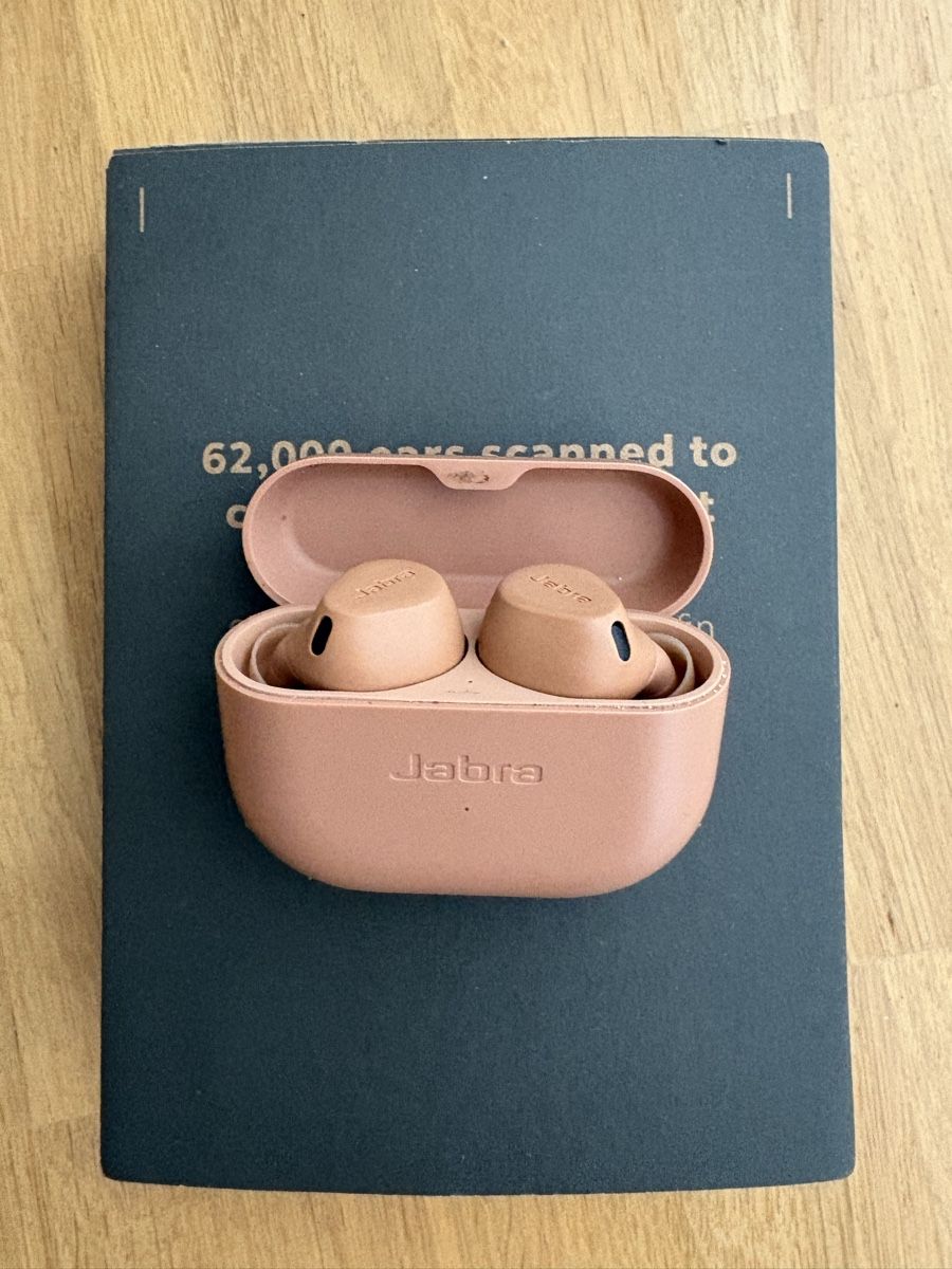 Jabra Casques audio: Jabra Elite 8 Active, right earbud damaged – Défectueux à Dietikon par sch_gh9g