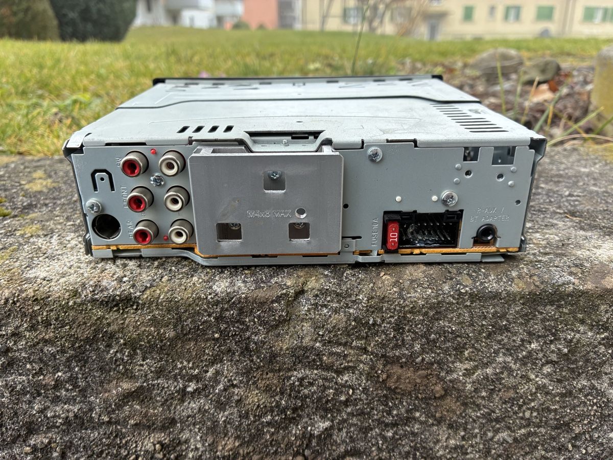 JVC Radio: JVC Auto Radio – Usato da Emmenbrücke venduto da nne_hm9j 2