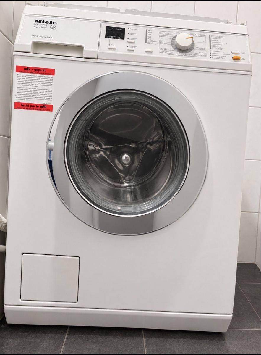 Miele Machines à laver: Machine à laver  – D'occasion à Bulle par cam_5rnz 1