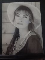 Jane Seymour - offizielle Autogrammkarte 13x18cm