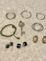 Schmuck Konvolut: Ohrringe, Armband, Anhänger, Modeschmuck