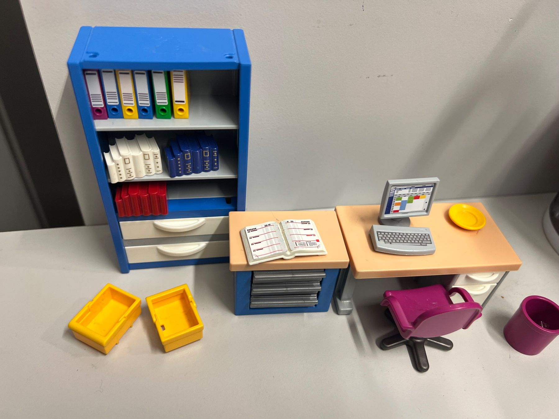 Playmobil Giocattoli: PLAYMOBIL Büroeinrichtung – Usato da Zürich venduto da pamleano 1
