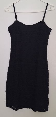 Träger Kleid schwarz mit Muster, Grösse M