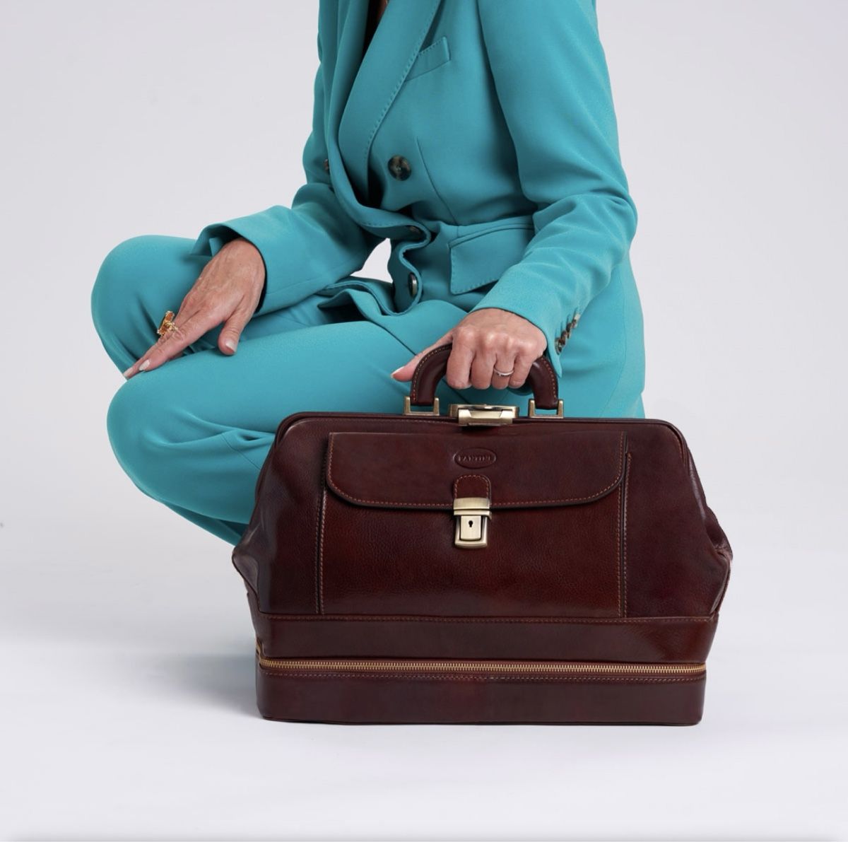 Valigie & Borse: Arzttasche aus Leder Malpighi – Nuovo e nell'imballaggio originale da Wittenbach venduto da WWW.DRILUBAGS.CH 2
