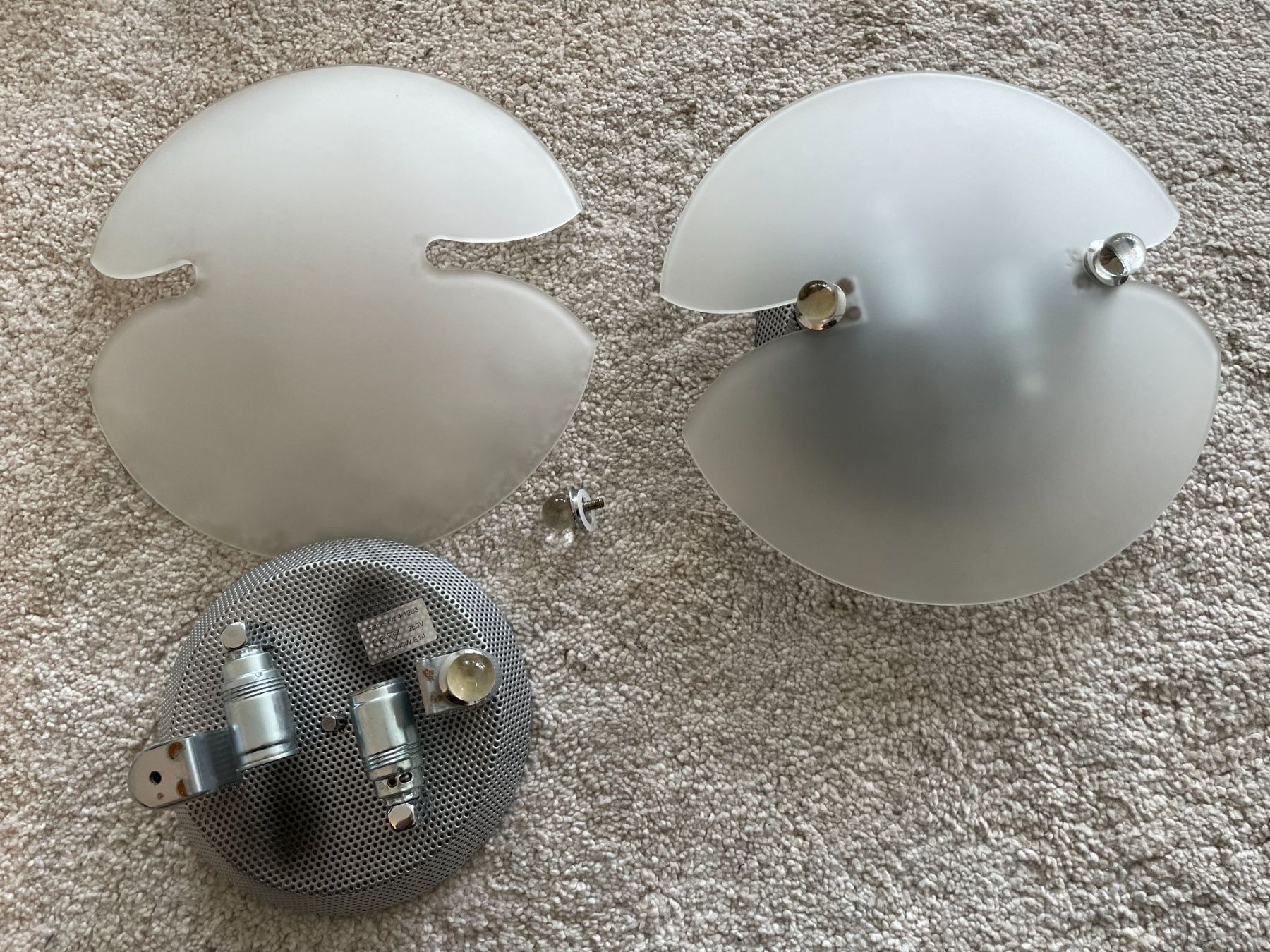 Kronleuchter & Deckenlampen: 2 Moderne Lampen, Glas matt – Gebraucht aus Würenlos von Starceve 2