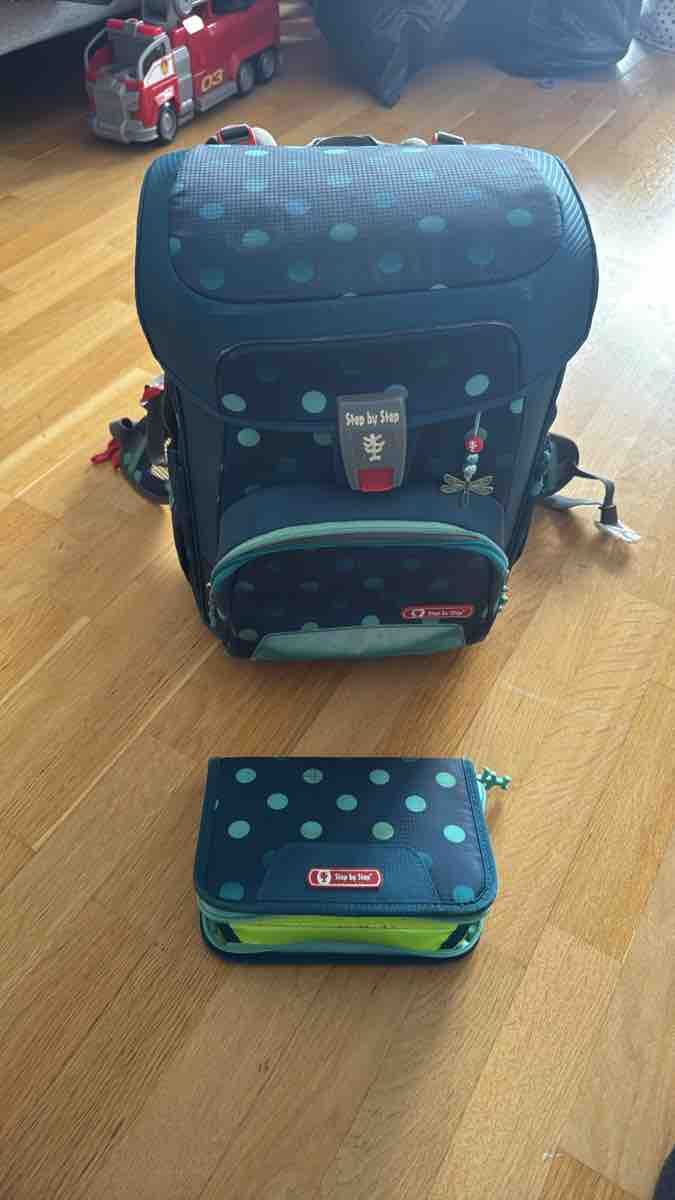 Step by Step Sacs & sacs à dos: Schulrucksack Step by Step Kinder Rucksack – Neuf (Voir description) à Neuhausen am Rheinfall par ITONE