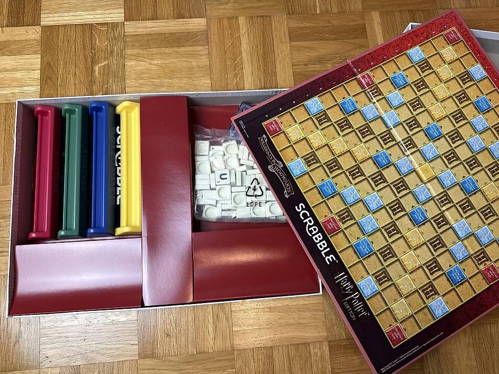 Giochi: Harry Potter Scrabble – Nuovo e nell'imballaggio originale da Reigoldswil venduto da schweizer311 1