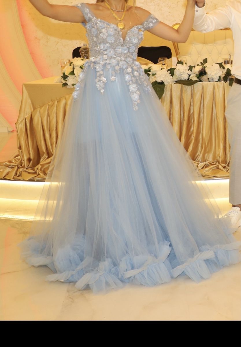 Kleider: Abendkleid – Neu (gemäss Beschreibung) aus Bülach von alb_2tvf 1