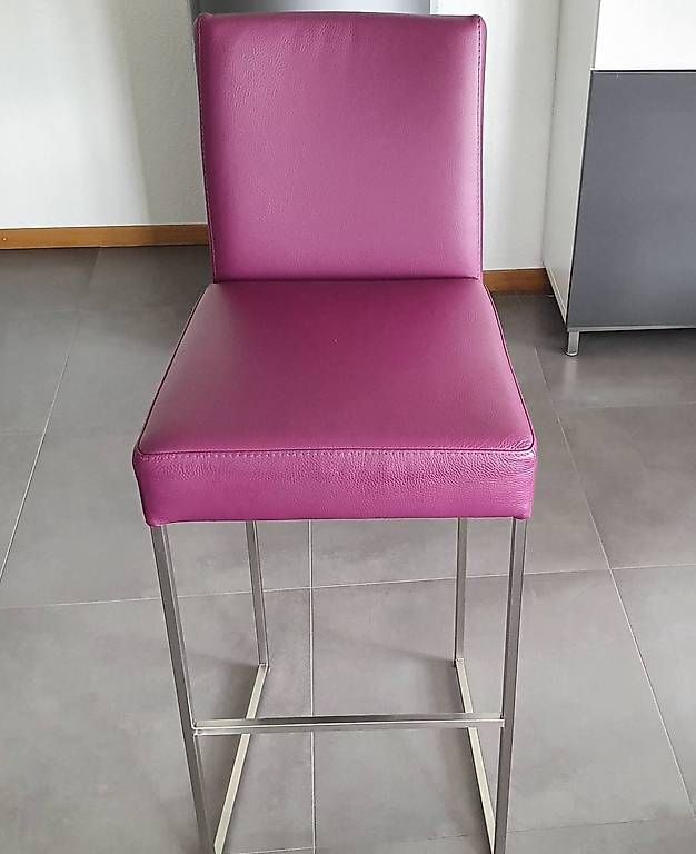 Set di tavolo e panche: Table de bar et chaises – Usato da Sugiez venduto da Opascal 1