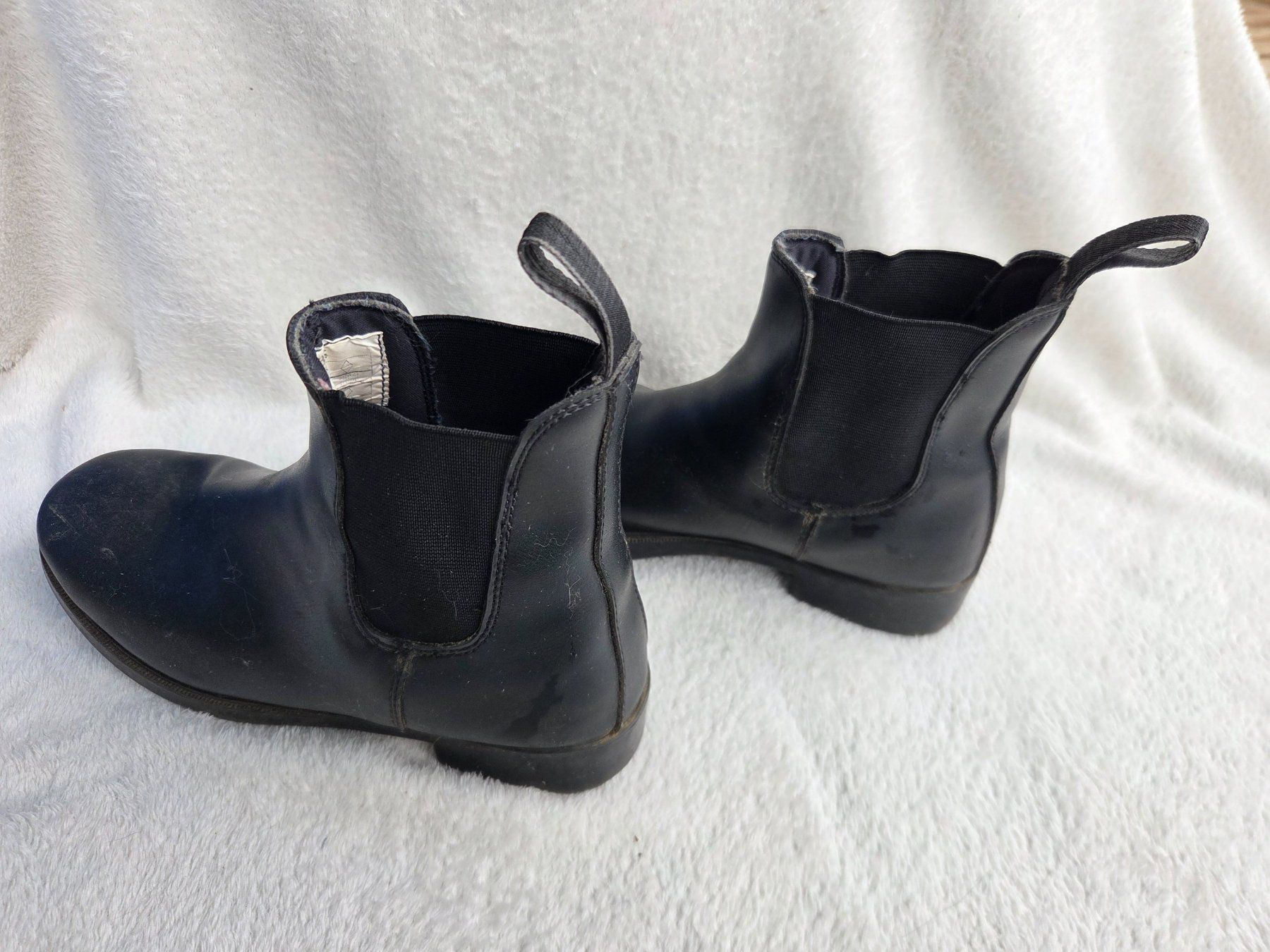Chaussures hommes: Bottines d'équitation caoutchouc noir EU 36 -37 – D'occasion à Gland par Vee_0 2