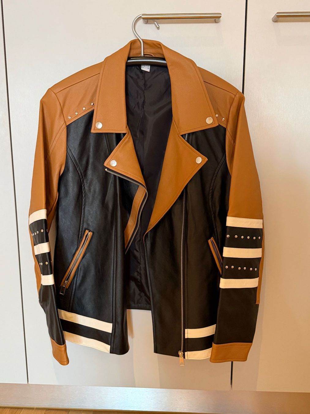 Giacche: Coole Jacke - NEU – Nuovo (secondo la descrizione) da Henggart venduto da Mlehmann 1