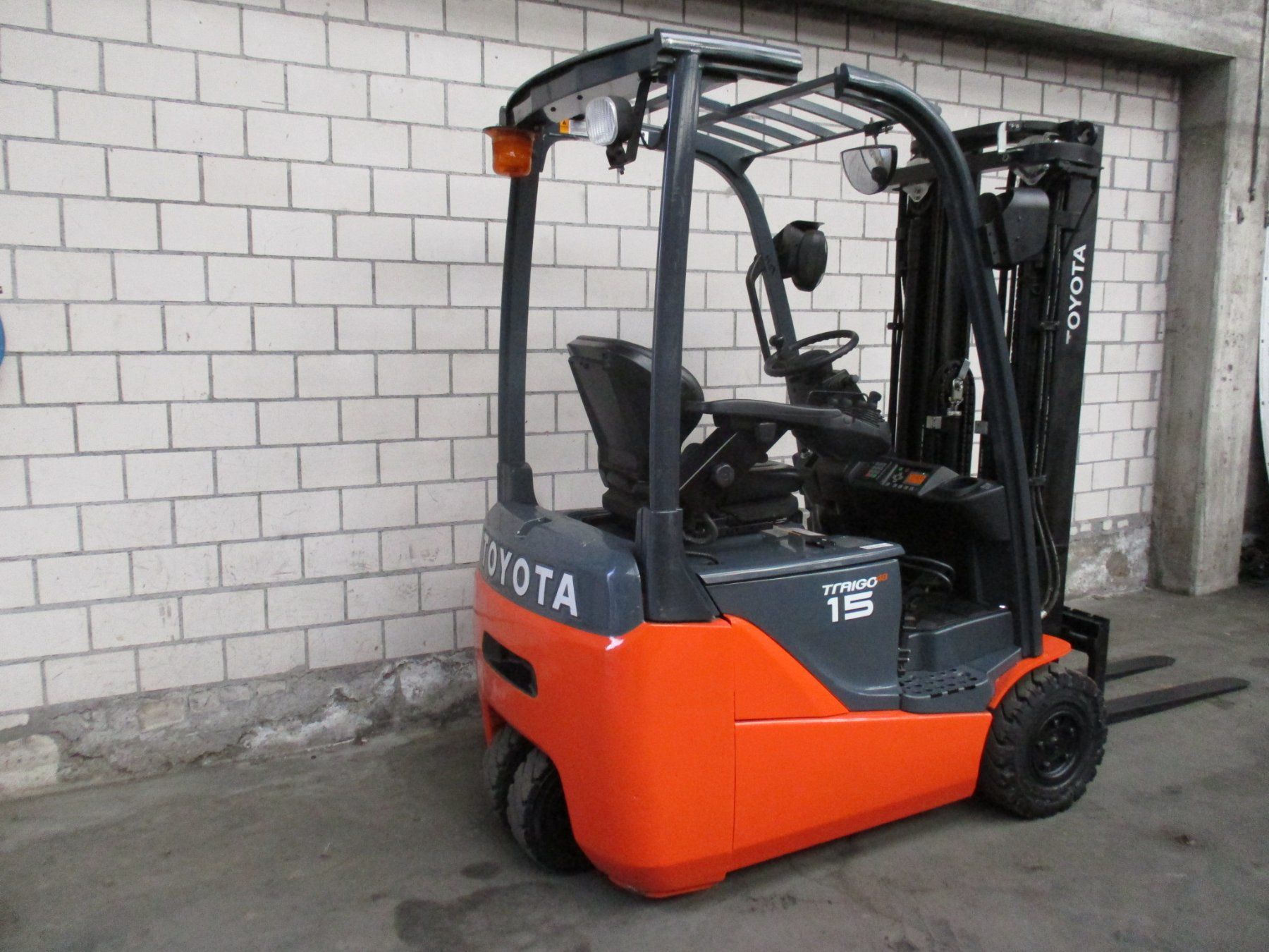 Toyota Carrelli elevatori e a forche: STAPLER TOYOTA 8FBE 15 ELEKTRO GABELSTAPLER – Usato da Seon venduto da zomahandel 5
