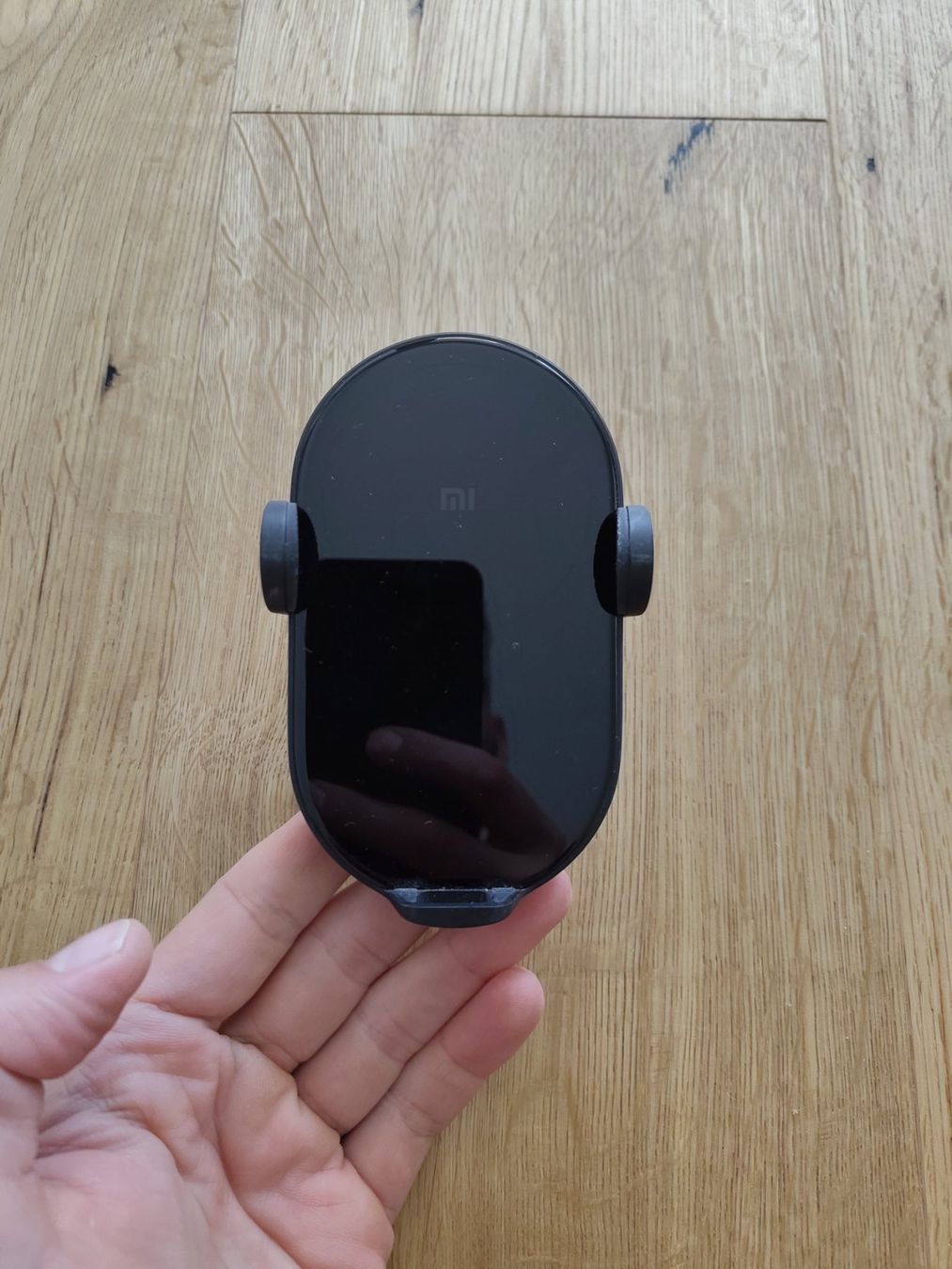 Xiaomi Batterie-Ladegeräte: Xiaomi Auto Wireless Natel Ladegerät – Gebraucht aus Interlaken von dmncmg