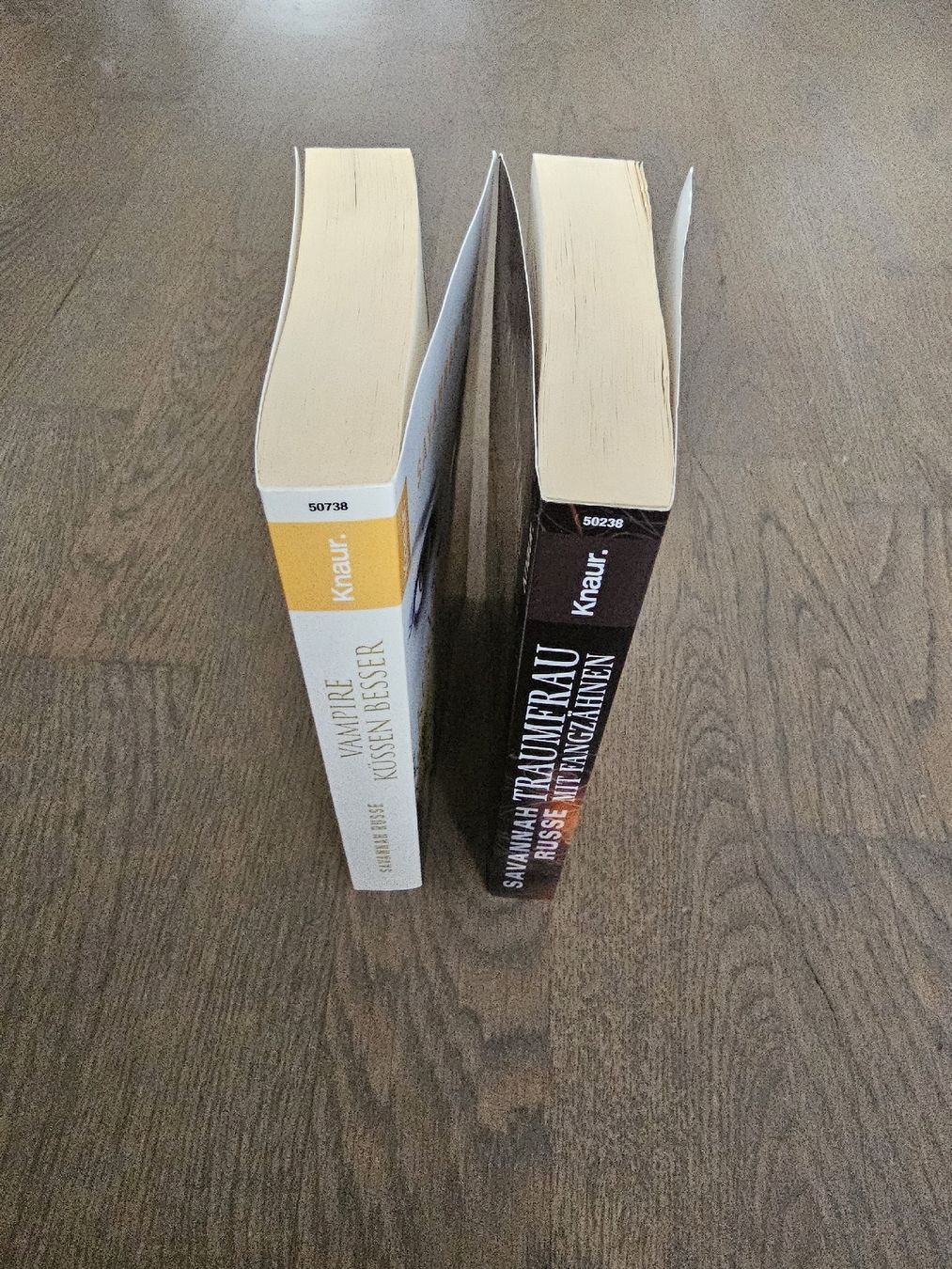 Livres: The Darkwing Chronicles - Savannah Russe – D'occasion à Hinterforst par impatiently 2