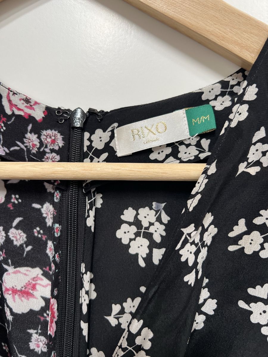 Vestiti: Rixo Floral Silk Dress – Usato da Zürich venduto da The_Renew_Project 2