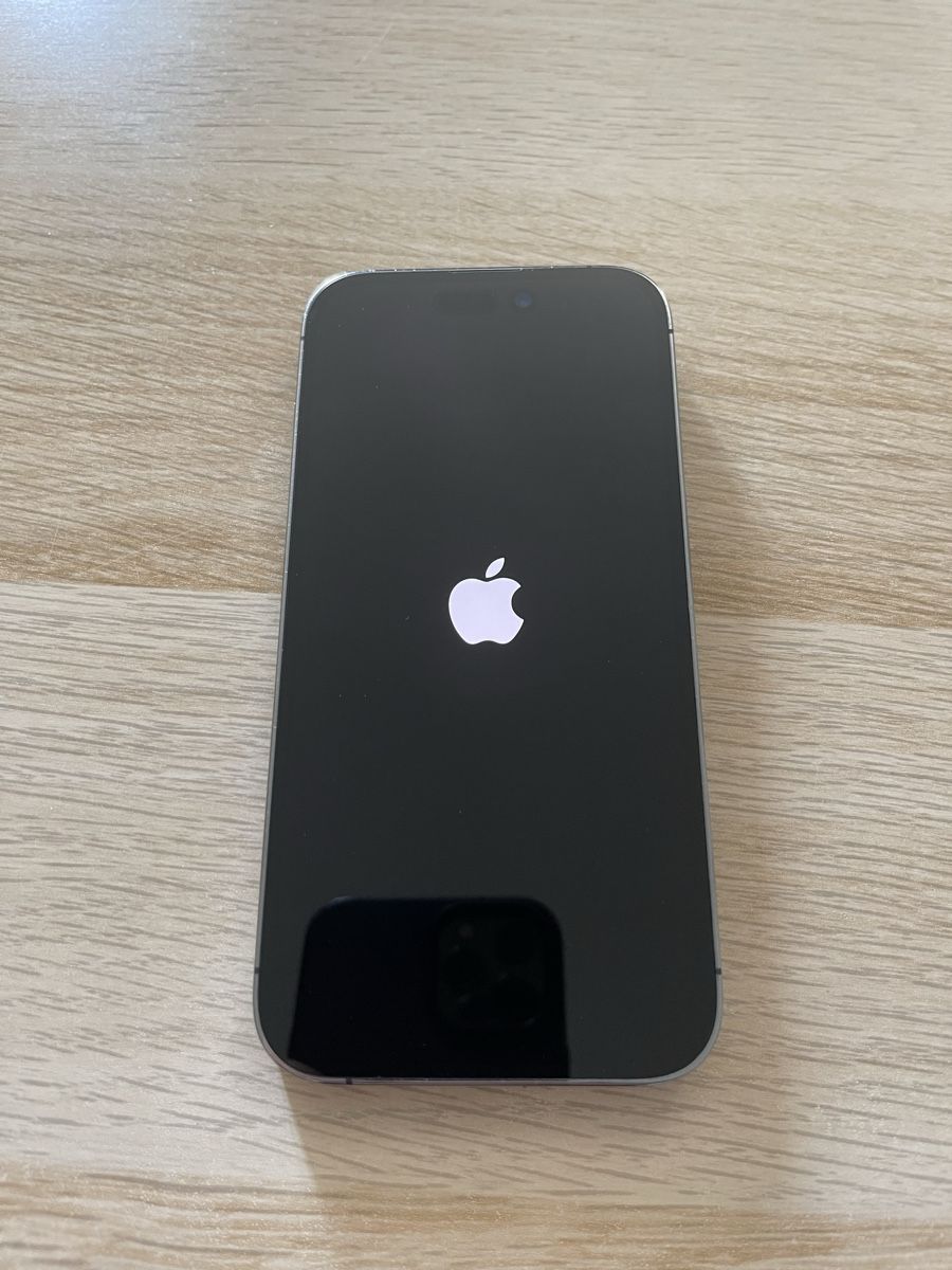 Apple Telefoni cellulari / Smartphones: IPhone 14 Pro 256gb Akku 89% – Usato da Biel/Bienne venduto da ham_wf9n 2