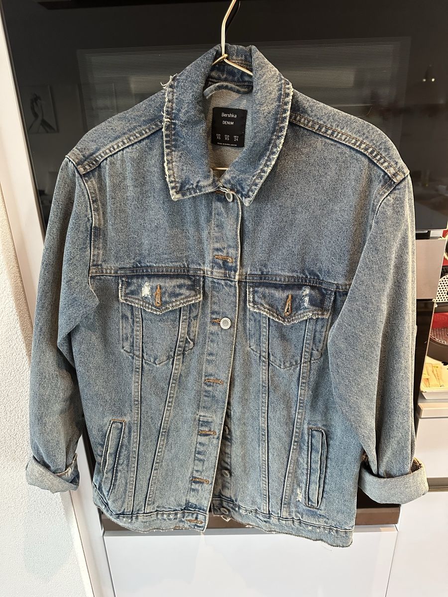 Bershka Giacche: Jeansjacke – Usato da Wollerau venduto da sesi2204