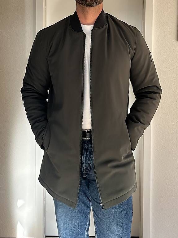 Mäntel: Parka Jacke  – Gebraucht aus Zürich von cemkurcan