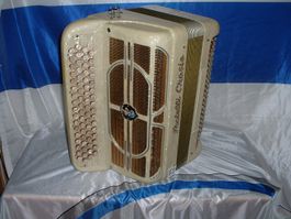 Accordéon chromatique  en très bon état général