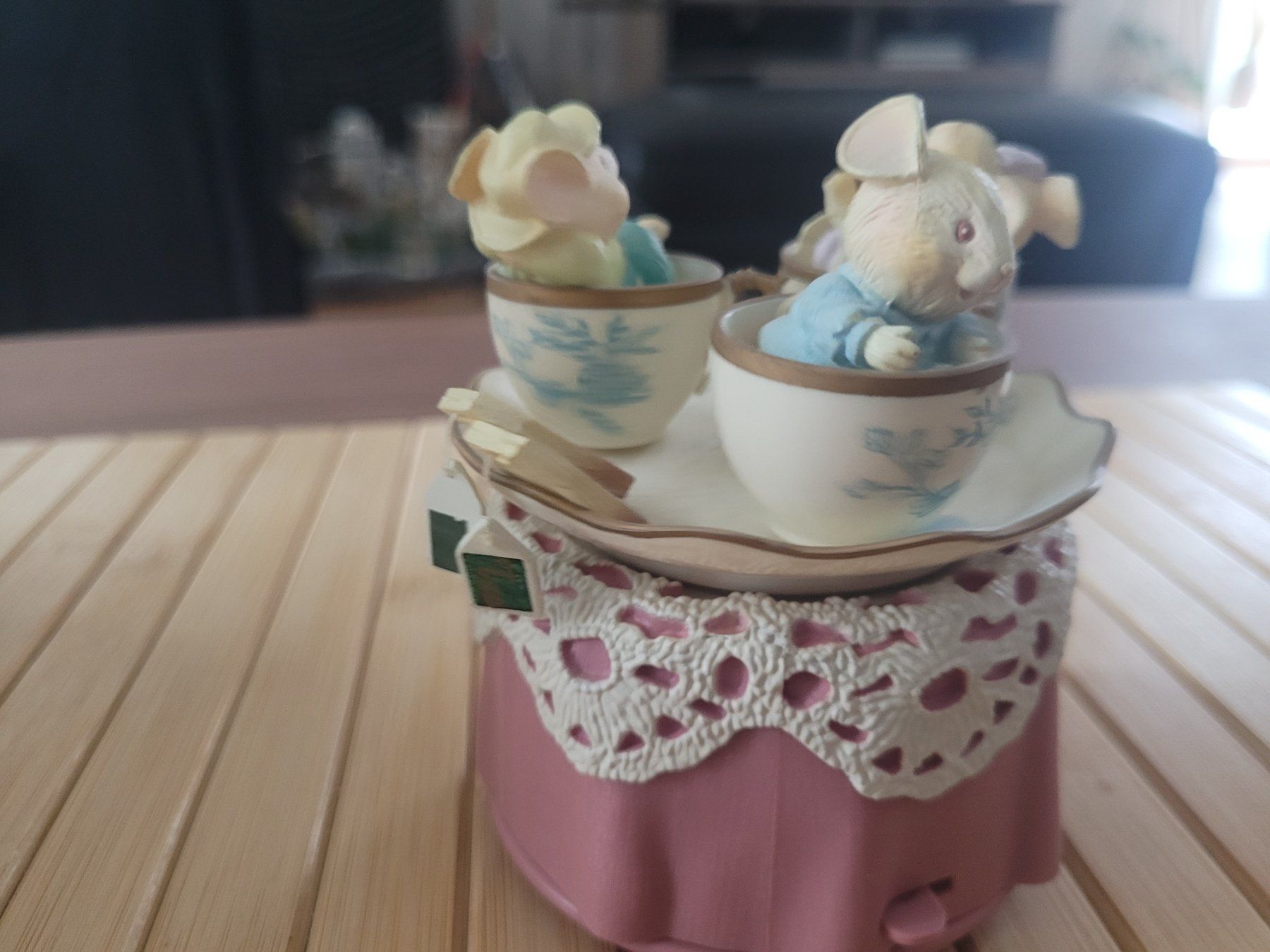 Guinzagli & Collari: Enesco Spieluhr "It's A Par-Tea!" Mini Action Musical – Nuovo (secondo la descrizione) da Nürensdorf venduto da spartacus64 7