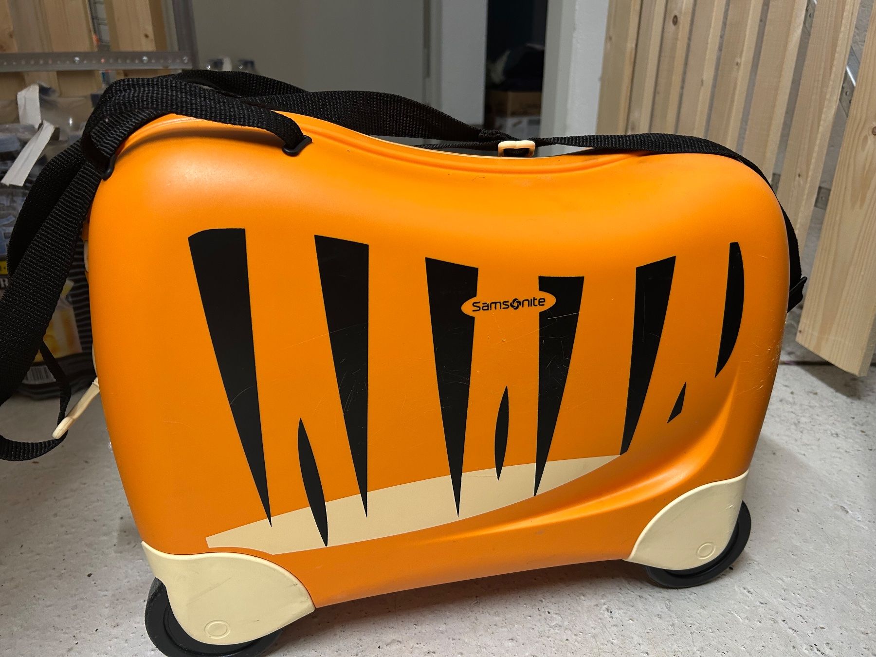 Samsonite Valises de voyage: Samsonite Kinderkoffer – D'occasion à Kloten par Mnuma