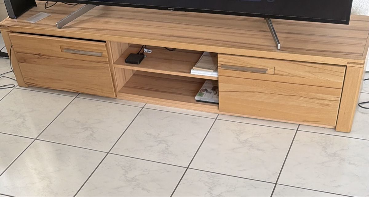 Mobili TV: Tv Möbel – Usato da Wolhusen venduto da oli_pgd5