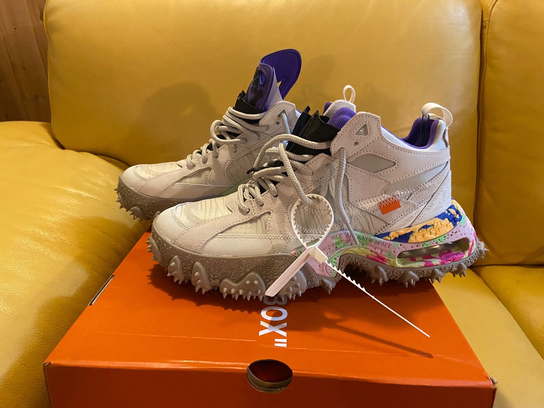 Off-White Scarpe da uomo: NIKE OFF-WHITE AIR TERRA FORMA – Nuovo e nell'imballaggio originale da Réchy venduto da santiwwrld_514 1