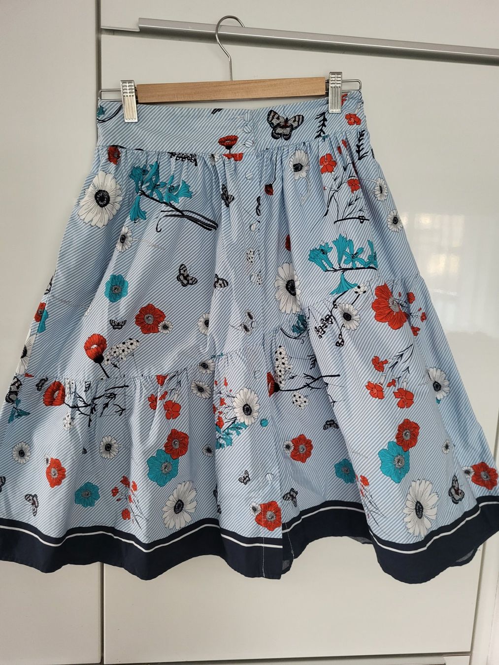 Zara Gonne: Zara RockBlumenmuster Gr. M – Nuovo (secondo la descrizione) da Olten venduto da uwarf 1