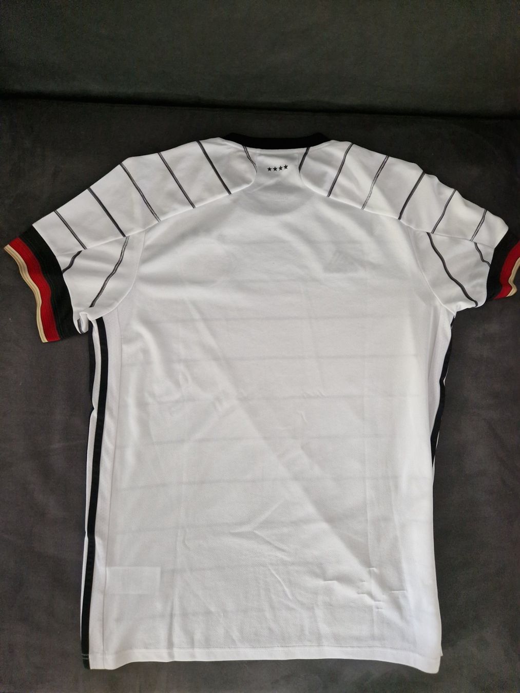 Adidas Canottiere & Pantaloni: Fussballtrikot Deutschland – Usato da Villars-sur-Glâne venduto da Mark_988 3