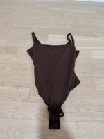 SKIMS Bodysuit Braun – Grösse M – Square Neck