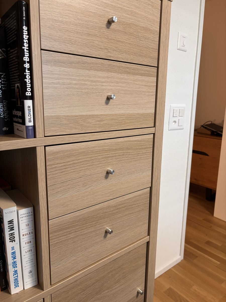 Ikea Scaffali: Kallax Eicheneff 147x147cm – Usato da Oensingen venduto da Jamie21399 2