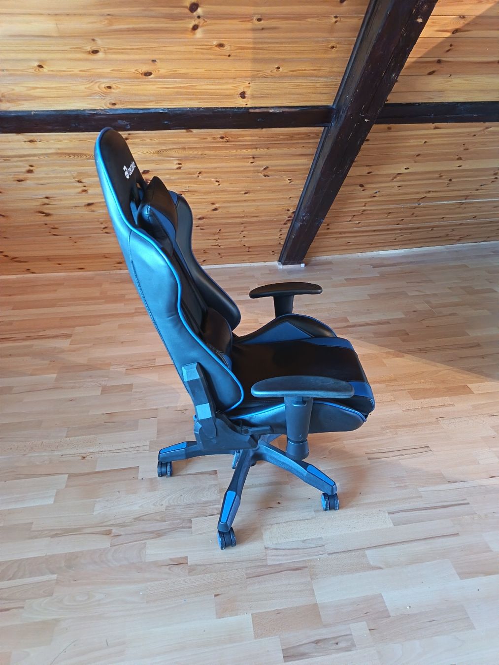 TecTake Sedie: Tectake Racing Gaming Stuhl – Usato da Laupen ZH venduto da Marlin.Stauffer 1