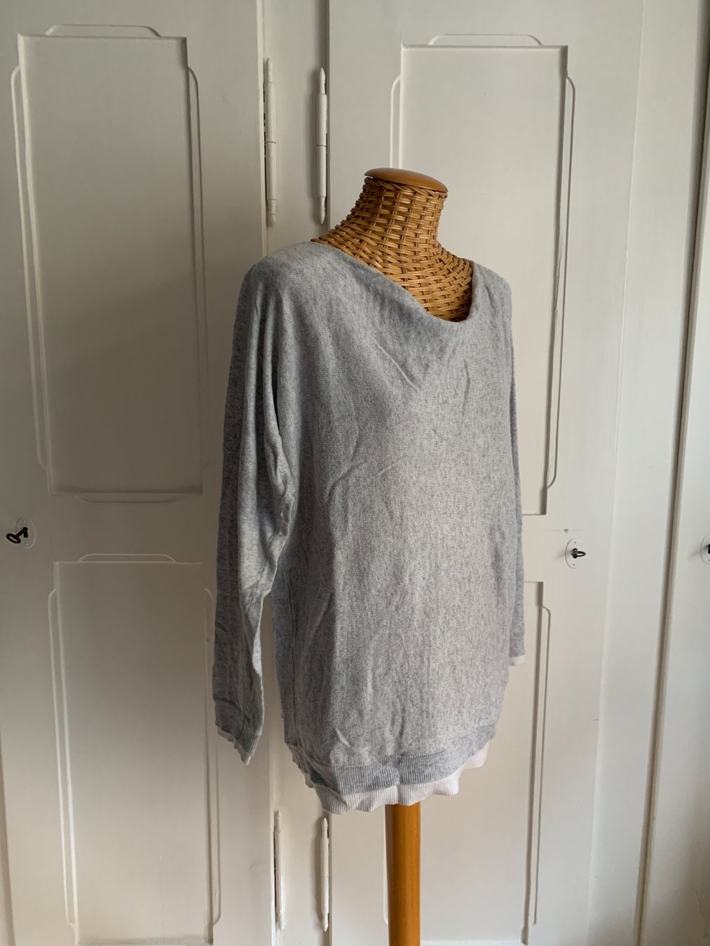 Pullover & Sweatshirts: MINT & VELVET - Feinstrick Pullover hellgrau S – Gebraucht aus Zürich von Diazaio 1