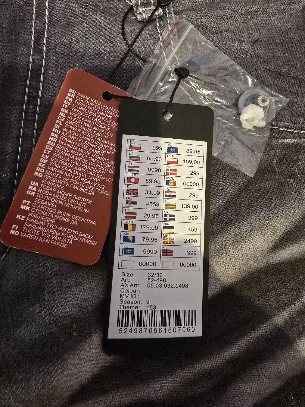 Jeans: Jeans jamais porté 32/32 – Nuovo (secondo la descrizione) da Villars-sur-Glâne venduto da K6fois2 2