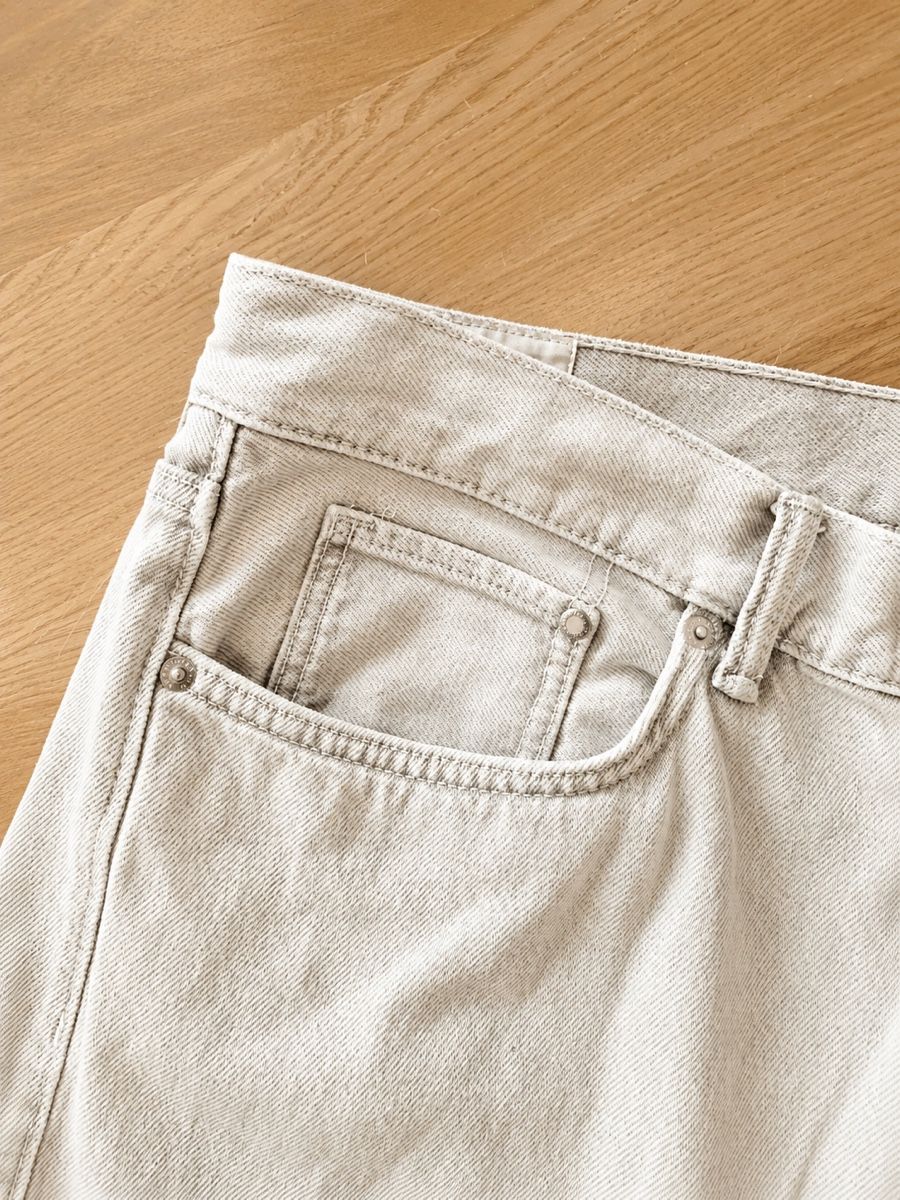 H&M Jeans: Jeans gris H&M Relaxed – Usato da Assens venduto da SireM 2