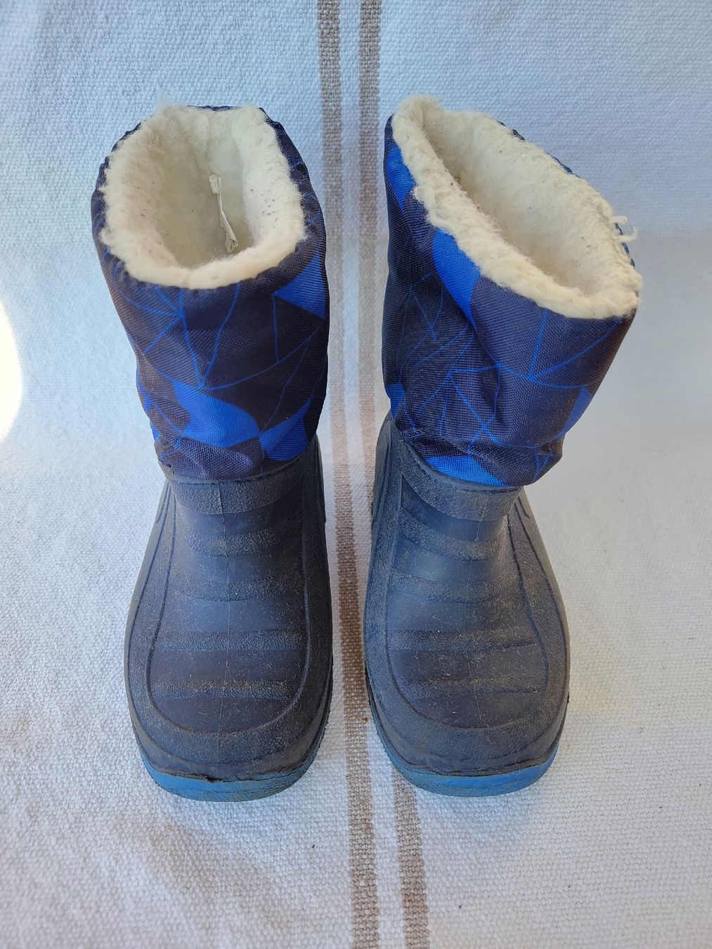 Scarpe per ragazzi: bottines de neige, taille 25 – Usato da Neuchâtel venduto da valerizette